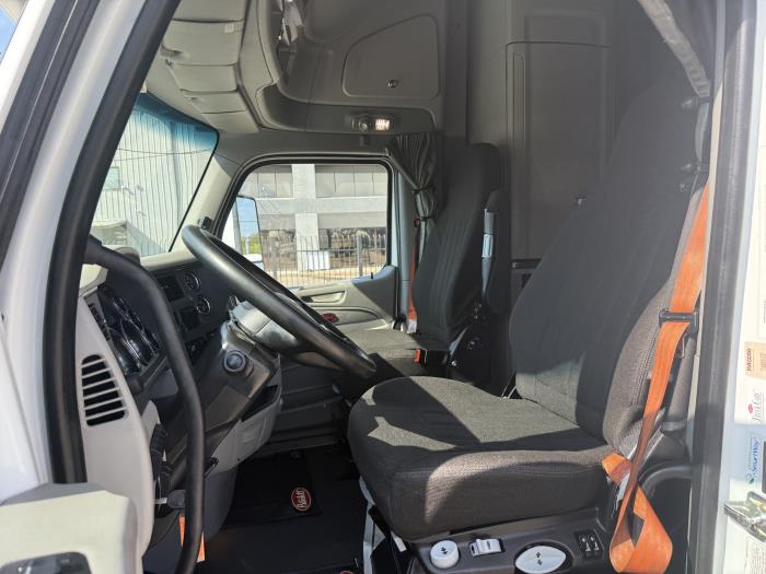 2021 Peterbilt 579-10