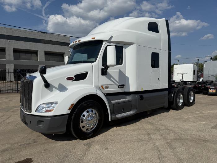 2021 Peterbilt 579-1