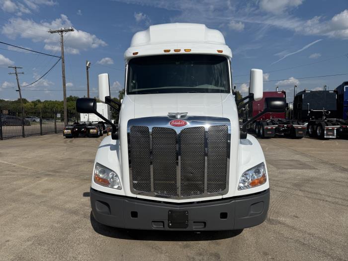 2021 Peterbilt 579-12