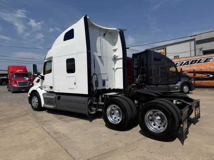 2021 Peterbilt 579-15