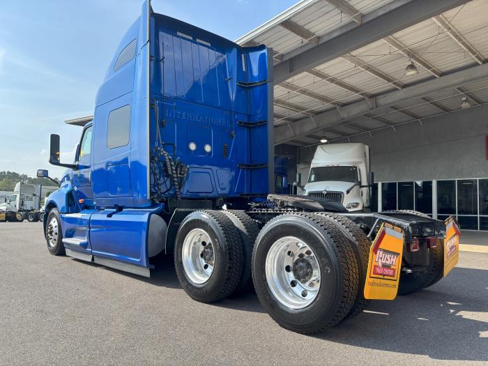 2020 International LT625-4