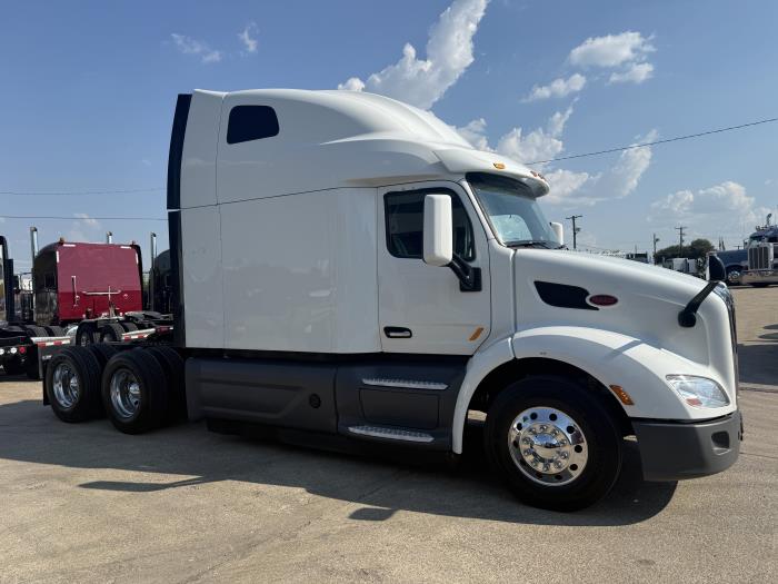 2021 Peterbilt 579-2