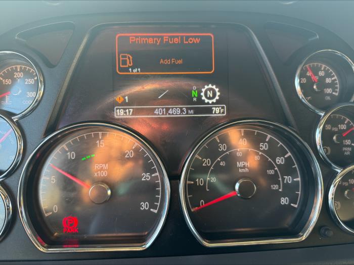 2021 Peterbilt 579-12