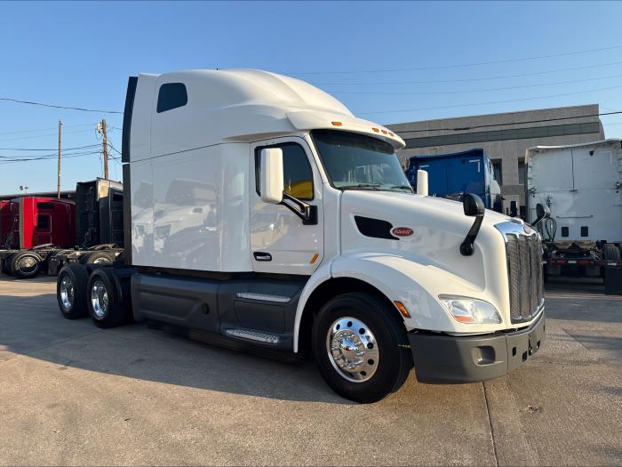 2021 Peterbilt 579-2