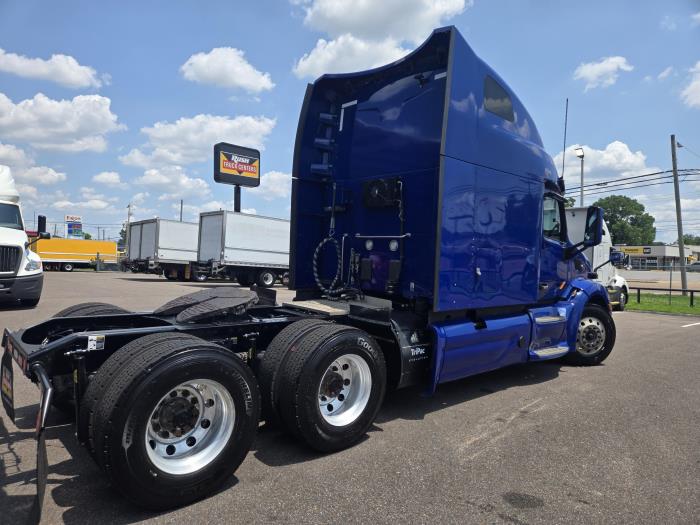 2022 Peterbilt 579-14