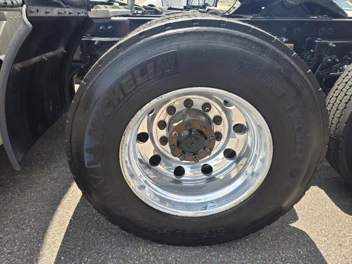 2022 Peterbilt 579-1