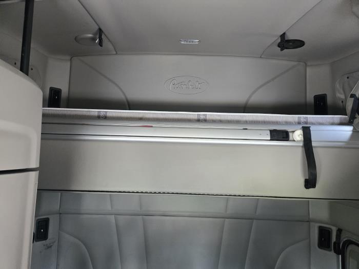 2022 Peterbilt 579-5