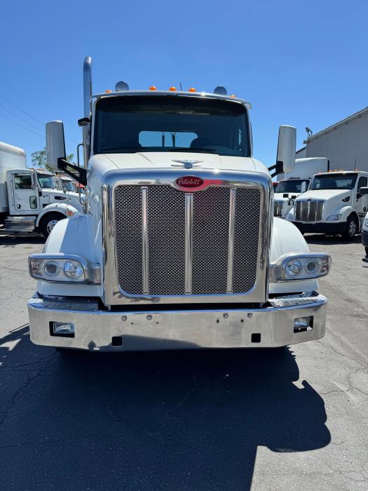 2022 Peterbilt 567 photo 3