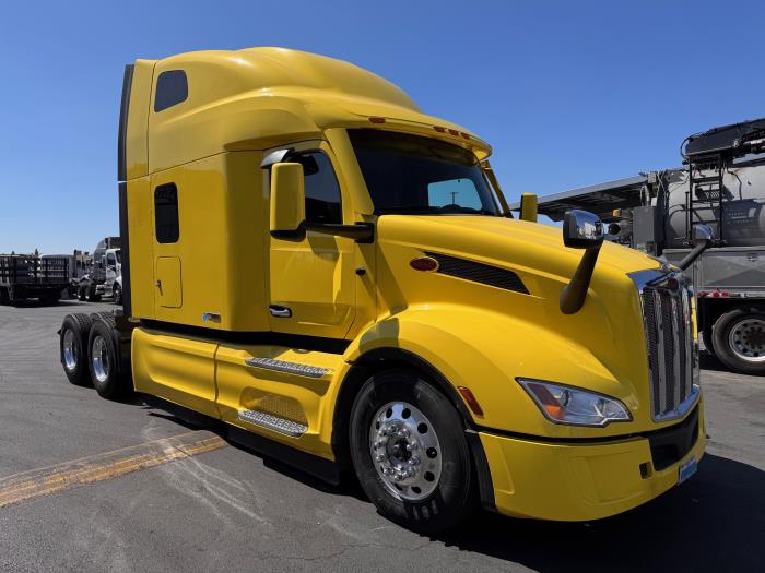 2024 Peterbilt 579 photo 4