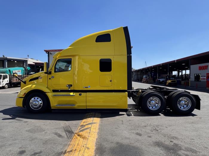 2024 Peterbilt 579-8