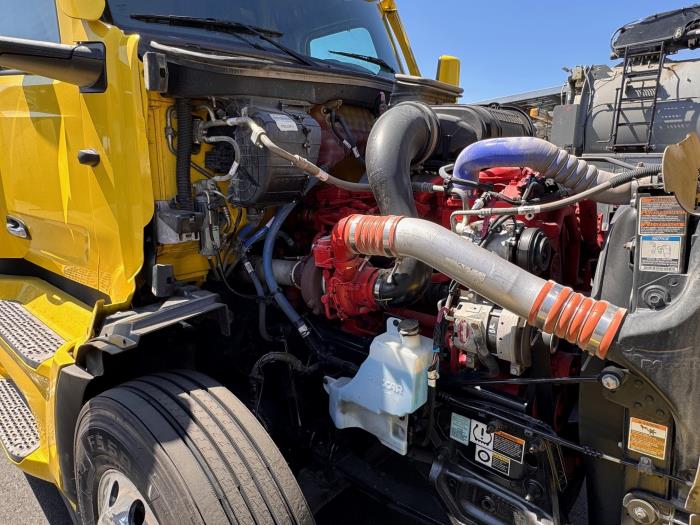 2024 Peterbilt 579-10