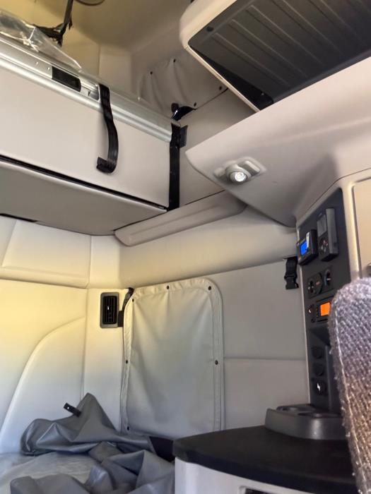 2024 Peterbilt 579-14