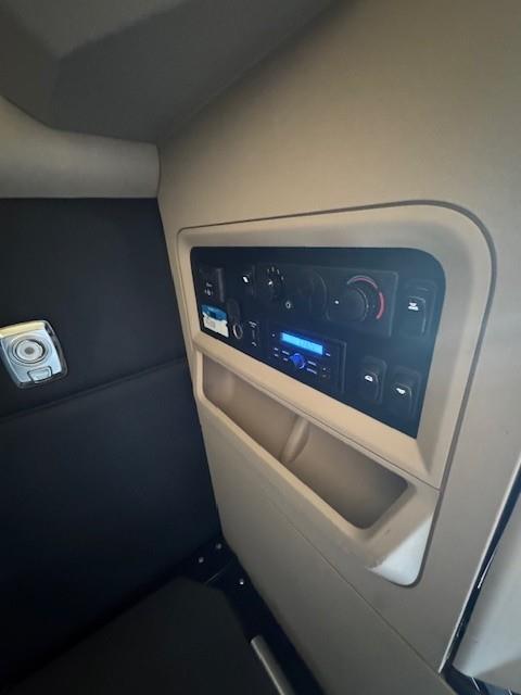 2023 Kenworth T680-28