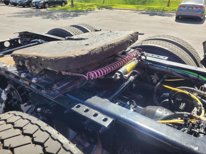 2022 International LT625-6