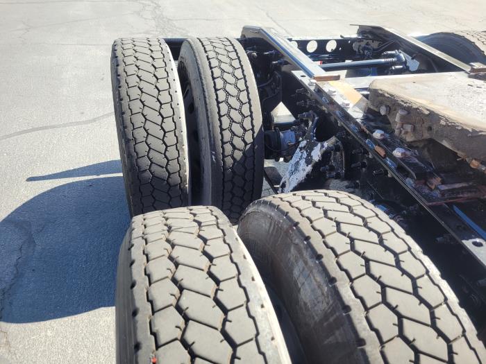 2022 International LT625-9