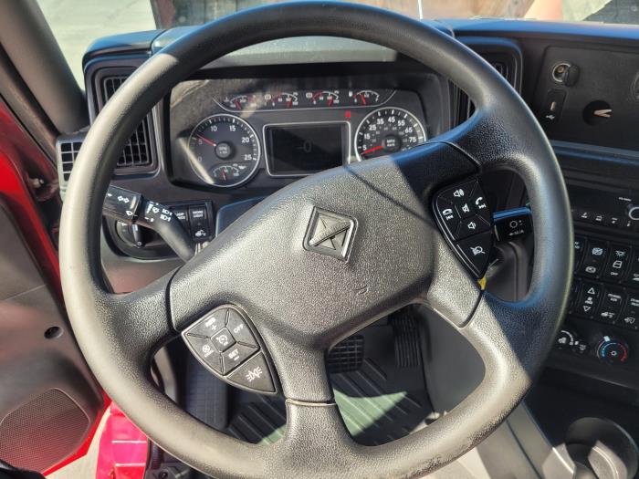 2022 International LT625-13