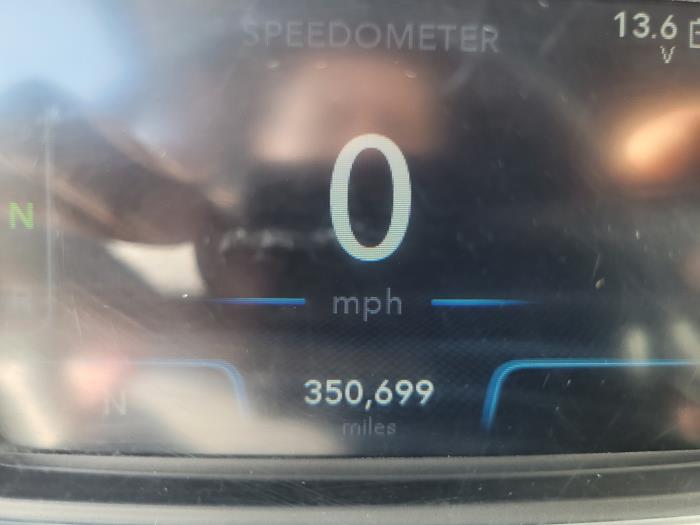 2022 International LT625-14