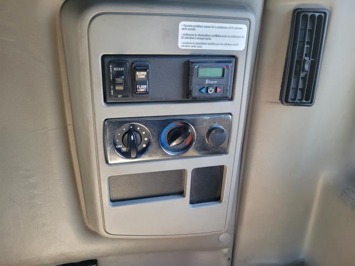 2022 International LT625-24