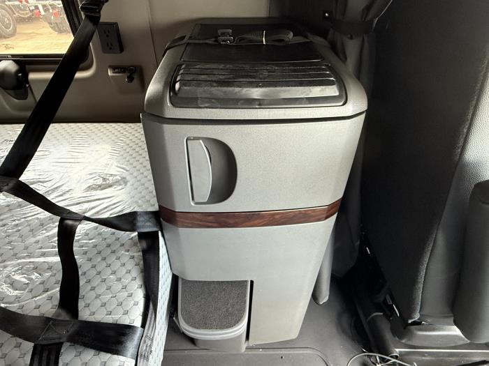 2026 International LT625-18