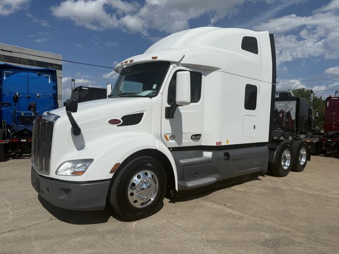 2021 Peterbilt 579-13