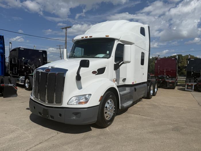 2021 Peterbilt 579-14