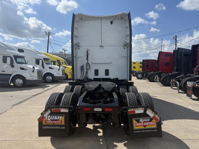 2021 Peterbilt 579 photo 4