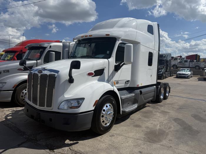 2021 Peterbilt 579-26