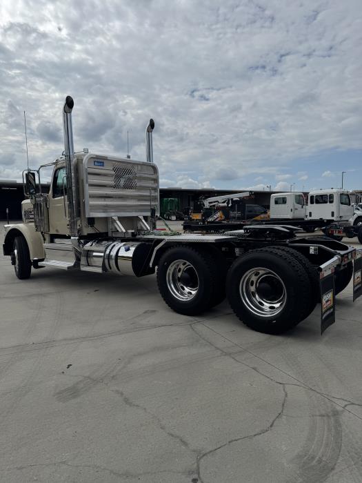 2026 Peterbilt 589-6