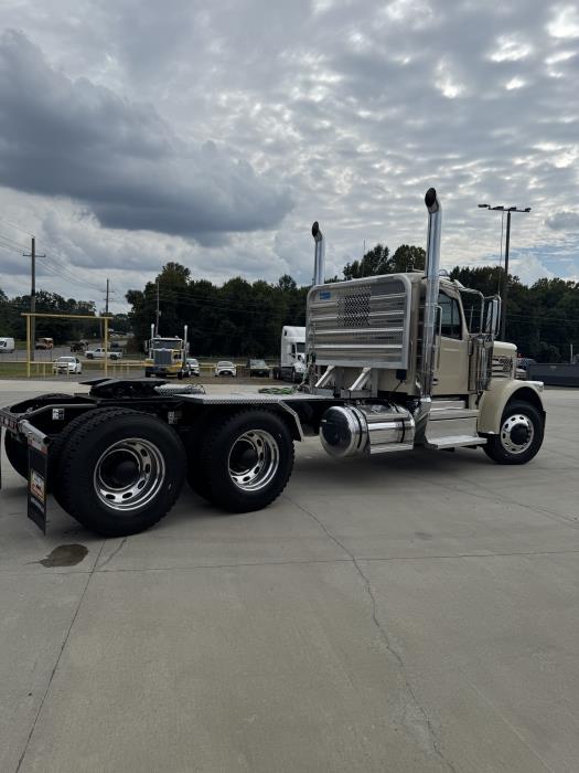 2026 Peterbilt 589-9