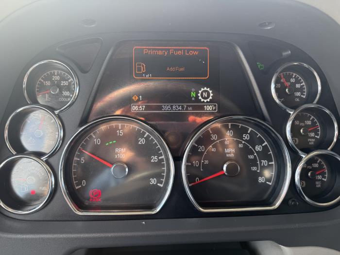 2021 Peterbilt 579-4