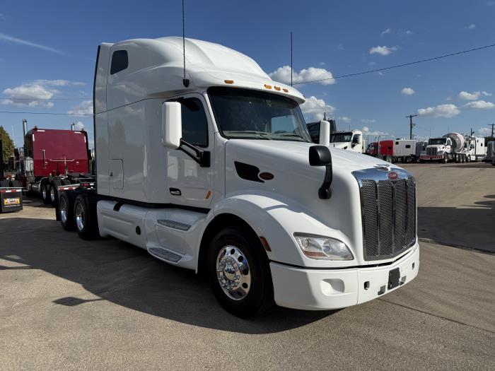 2022 Peterbilt 579-21