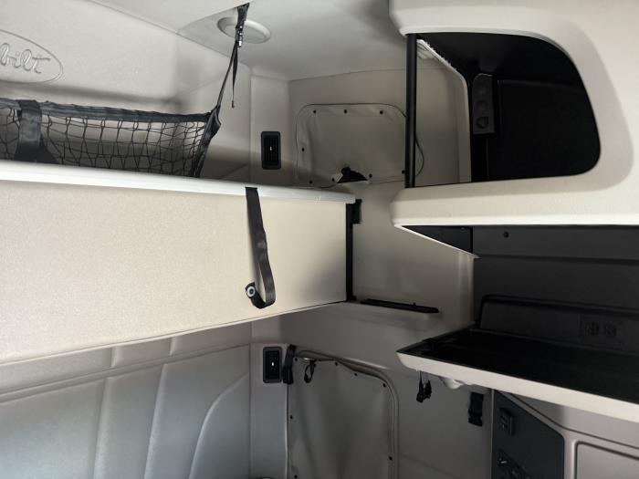 2021 Peterbilt 579-11