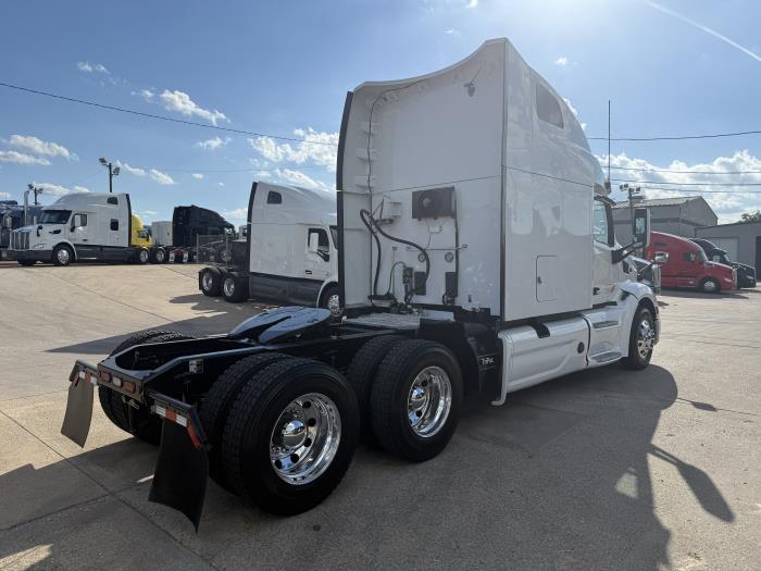 2022 Peterbilt 579-4