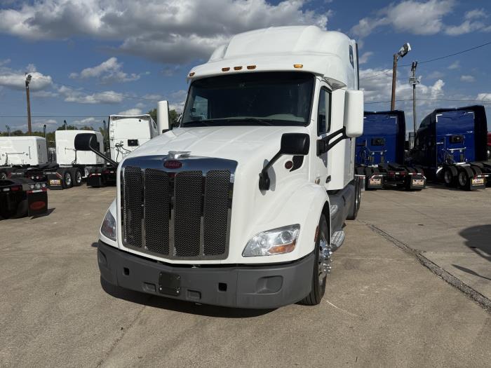 2021 Peterbilt 579-18