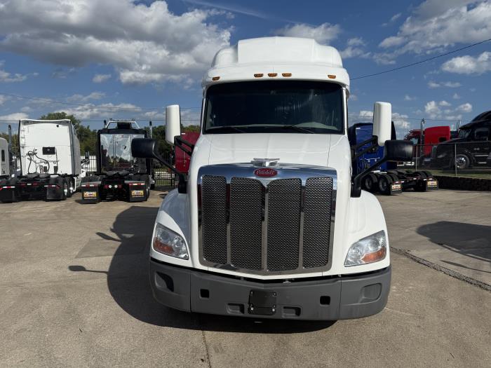 2021 Peterbilt 579-19