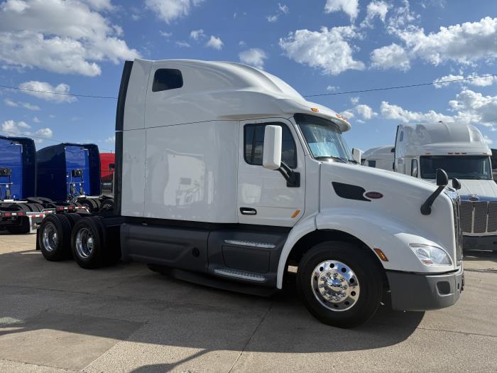 2021 Peterbilt 579-23