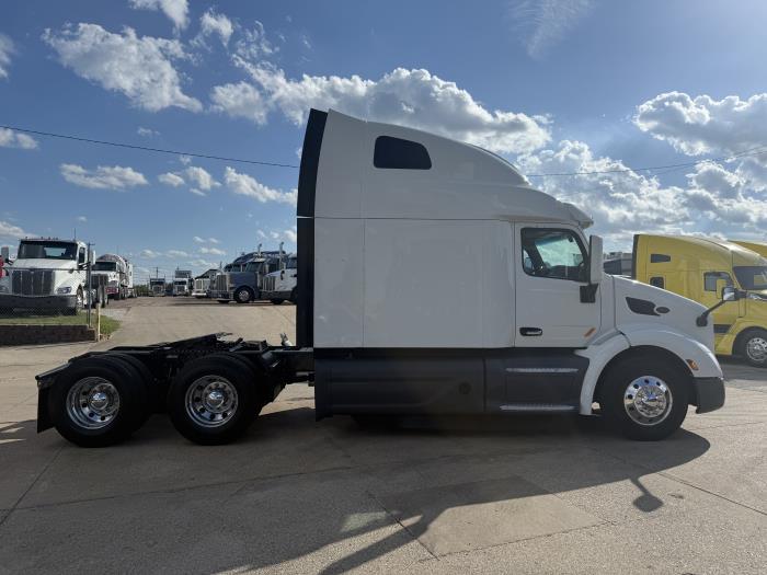 2021 Peterbilt 579-25