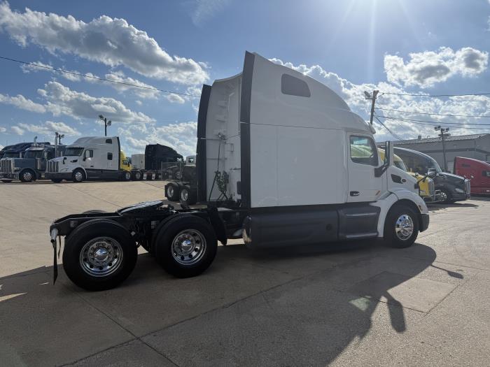 2021 Peterbilt 579-2
