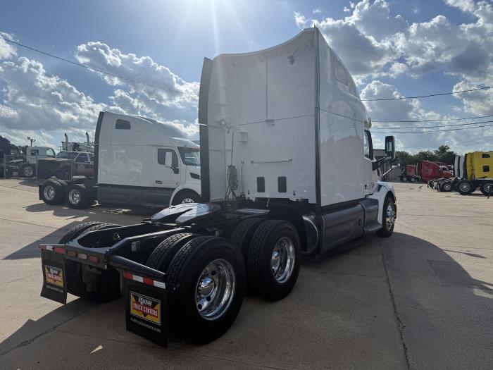 2021 Peterbilt 579-30
