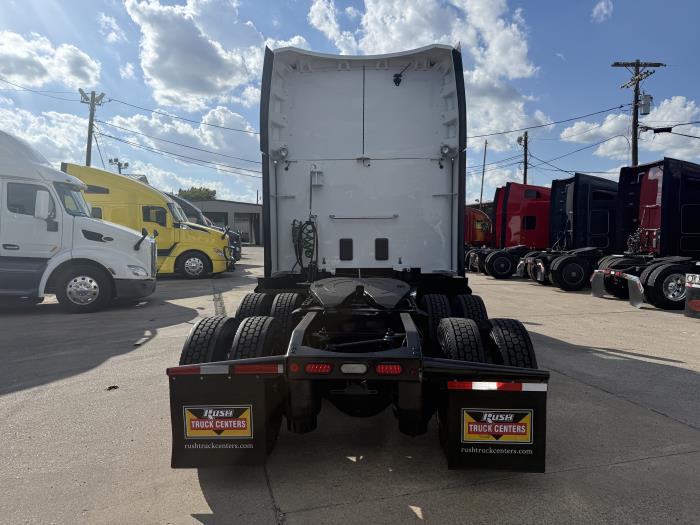 2021 Peterbilt 579-33