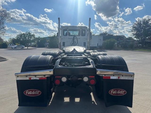 2020 Peterbilt 567-6