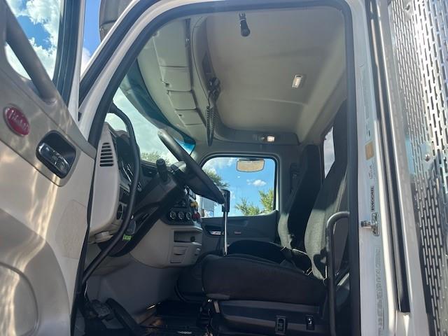 2020 Peterbilt 567-26