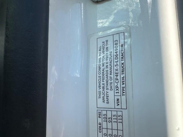 2020 Peterbilt 567-28