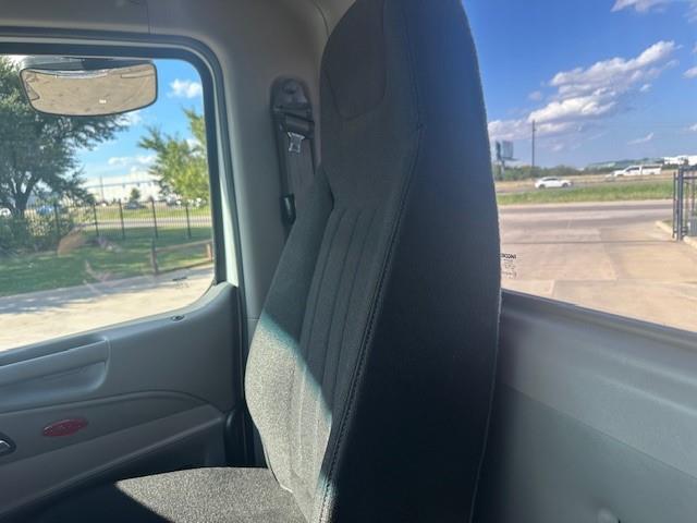 2020 Peterbilt 567-30