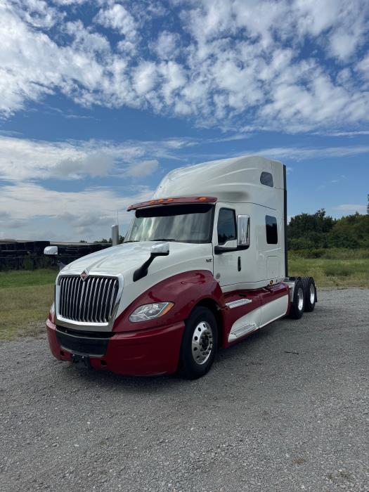 2020 International LT625-1