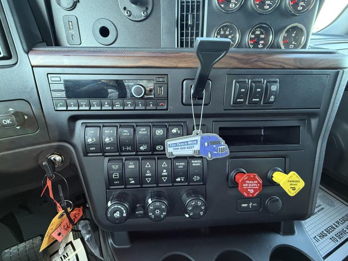 2026 International LT625-14