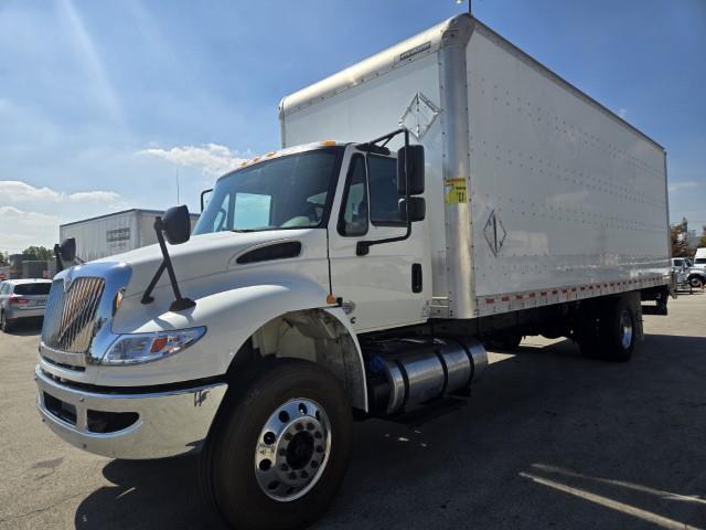 2019 International 4300 DuraStar 4300 photo 2