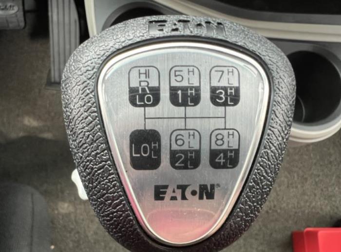 2026 Peterbilt 589-23