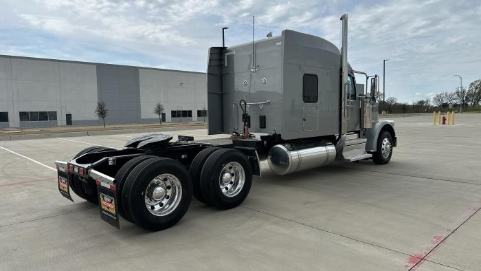 2026 Peterbilt 589-5