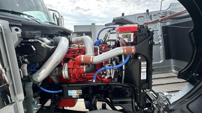 2026 Peterbilt 589-17